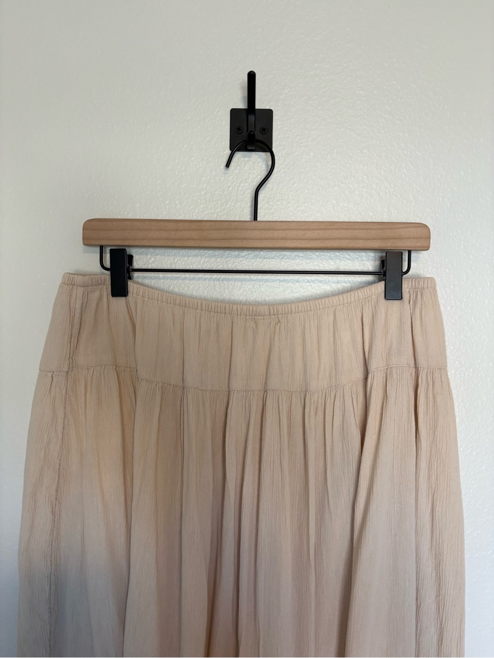 Aerie V Yoke Woven Tiered Pull-On Peasant Midi Skirt Cottage Boho Tan Large - Picture 6 of 8